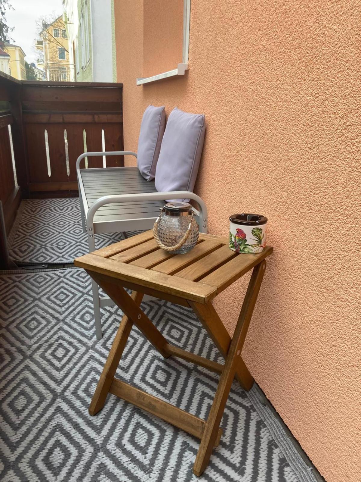 Ferienwohnung Im Zentrum Mit Balkon Und Parkplatz Gmunden Dış mekan fotoğraf